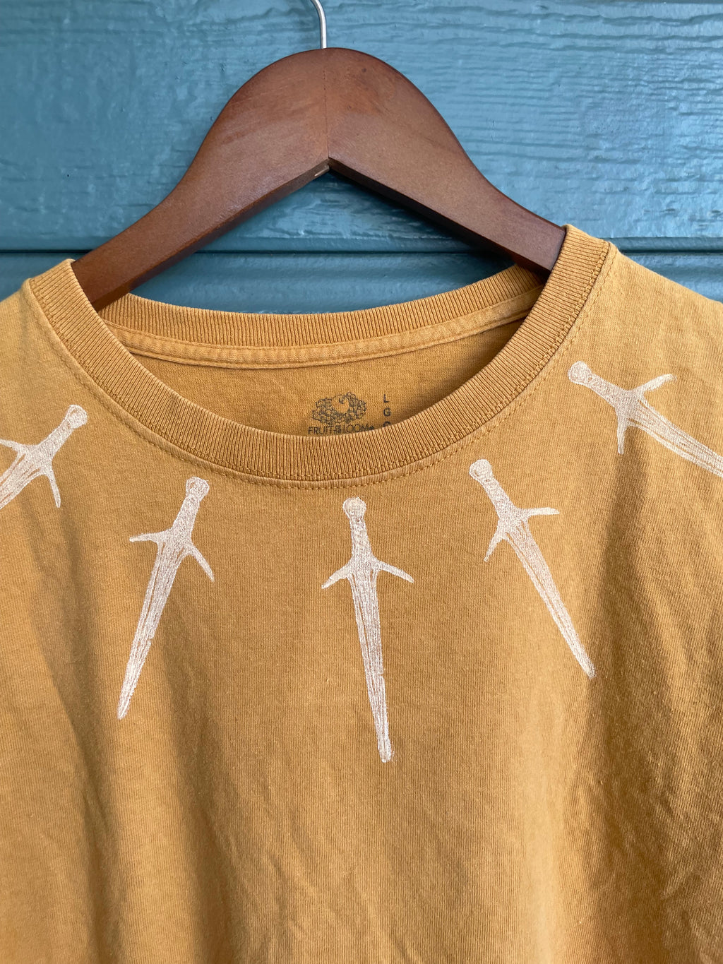 Sword Collar Tee, size large