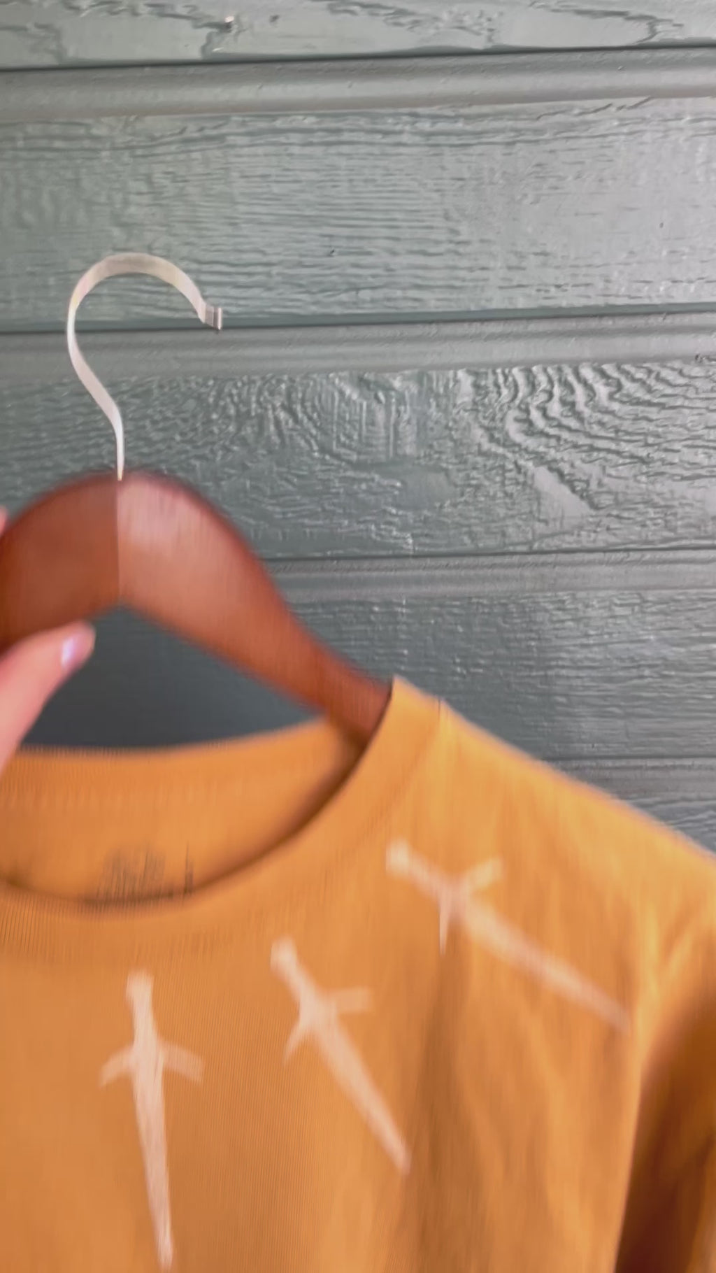 Sword Collar Tee, size large